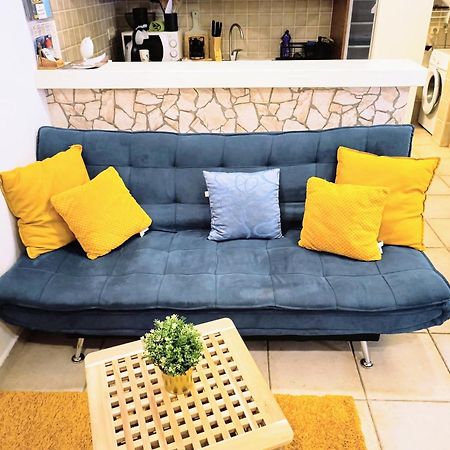 As Lucana Apartment - Ground Floor Вис Экстерьер фото